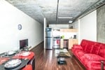 Hollywood Portico Apartment