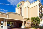Отель Holiday Inn Express Cape Coral-Fort Myers Area