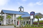 Отель Holiday Inn Express Hotel & Suites Galveston West-Seawall