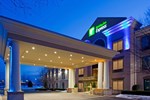 Отель Holiday Inn Express Hotel & Suites