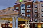 Отель Holiday Inn Express Nashville-Opryland