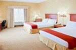 Отель Holiday Inn Express Hotel & Suites Woodbridge