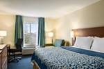Отель Days Inn & Suites Altoona