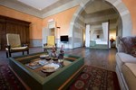 Гостевой дом Palazzo Castiglioni Luxury Suites