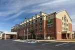 Holiday Inn Express State College at Williamsburg Square