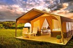 Отель Safari Tent Holidays