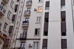 Apartment On Ingorovka 19