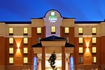 Отель Holiday Inn Express Brampton