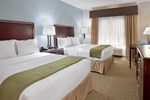 Отель Holiday Inn Express & Suites Pittsburg