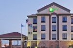 Отель Holiday Inn Express Hotel & Suites Shawnee I-40