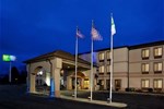 Отель Holiday Inn Express Hotel & Suites St. Clairsville