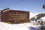 Отель Hôtels & Altitude Le Terra Nova