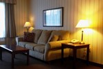 Отель Quality Hotel & Suites