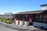 Отель Econo Lodge Monterey Fairgrounds