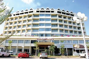 Tipchang Lampang Hotel