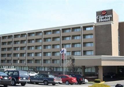 Clarion Hotel Sports Complex