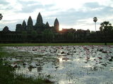 Восход солнца на фоне Ангкор Вата / Фото из Камбоджи