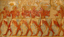 Батальный орнамент в молельне Хатор / Фото из Египта