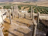 Дугга. Храмовая колоннада / Фото из Туниса