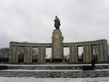 Памятник советским солдатам / Фото из Германии