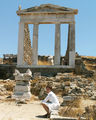 Делос - развалины храма / Греция