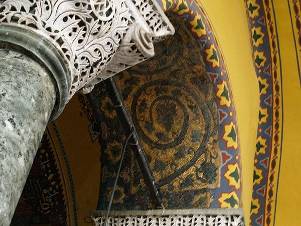 Мозаика и краска / Фото из Турции