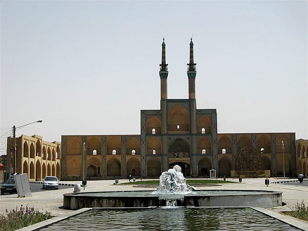 Вид на мечеть Мир-Чакмак / Фото из Ирана