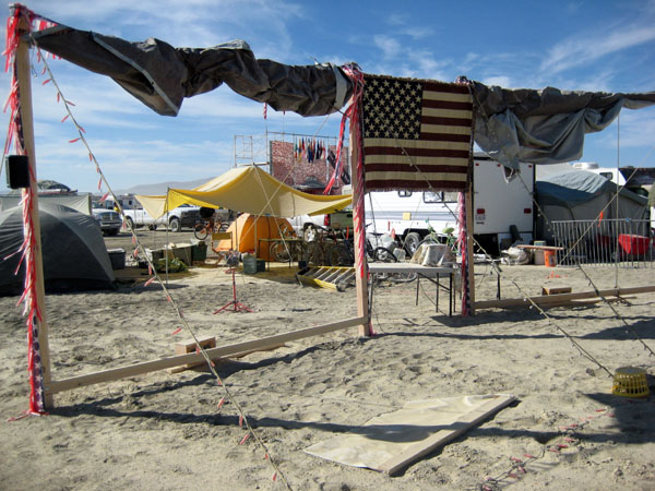     Burning Man /   