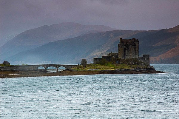 Шотландский замок XIII века Eilean Donan  / Фото из Великобритании