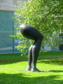 Скульптура "как сама жизнь" / Нидерланды