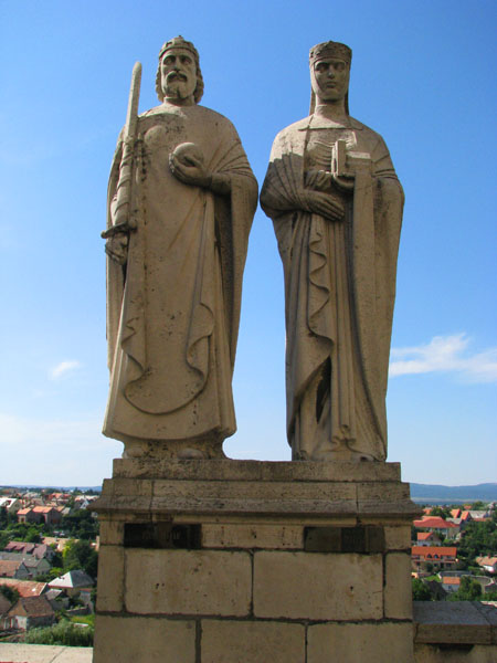 Памятник Иштвану и Гизелле, Веспрем / Фото из Венгрии