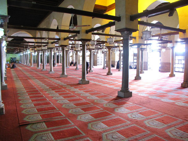 В мечети Аль-Азхар в Каире / Фото из Египта