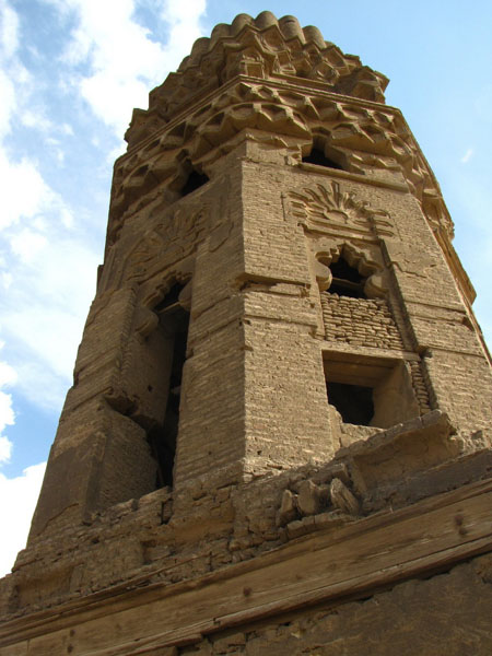 Древний минарет мечети Хакима, Каир / Фото из Египта