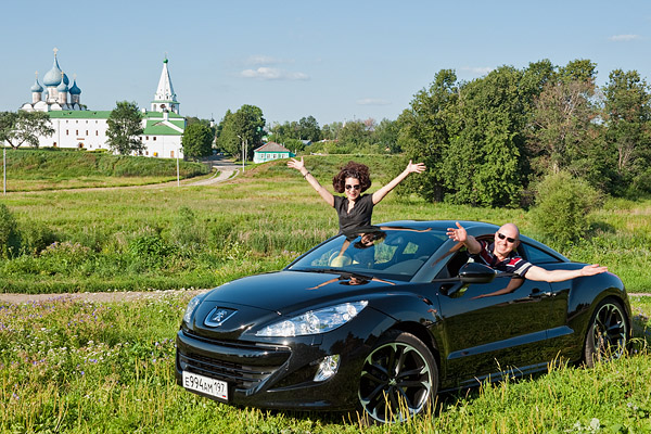 Участники автопробега Москва - Суздаль - Москва компании "Peugeot Россия" / Фото из России