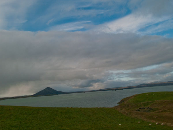     Vindbelgjarfjall /   