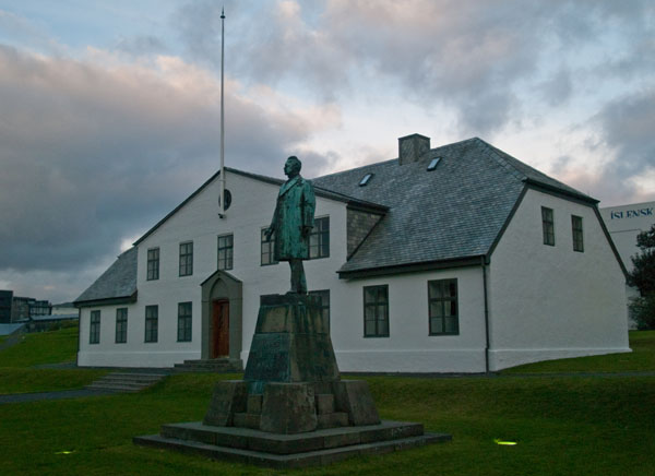 Дом правительства Исландии / Фото из Исландии