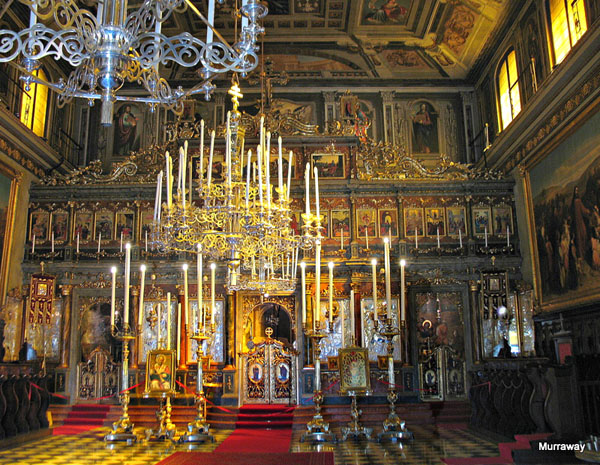 Внутреннее убранство церкви Сан-Николо-дей-Гречи в Триесте / Фото из Италии