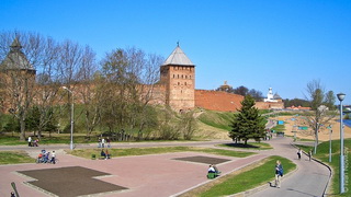 У старинных стен Детинца / Россия