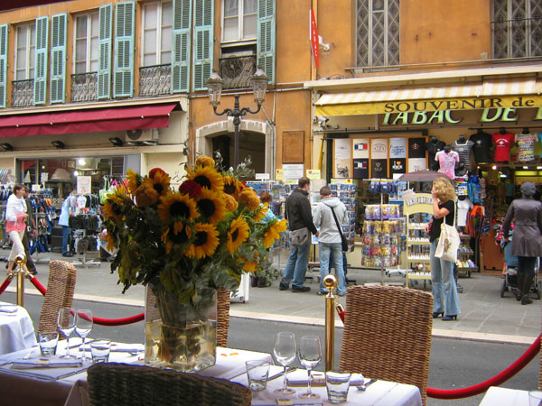 Улица в Ницце / Фото из Монако