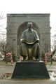 Памятник мистеру Тесле / Канада