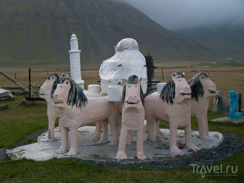 Скульптурная композиция авторства Самюэля Йонссона  / Фото из Исландии