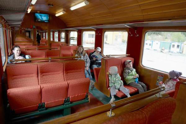 Интерьер вагона Фломской железной дороги / Фото из Норвегии