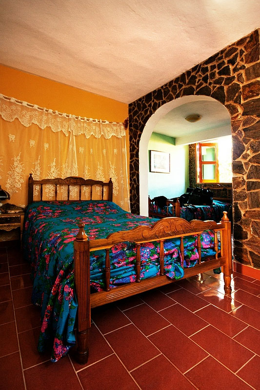 Hostal-lodging Casa Valladares   /   