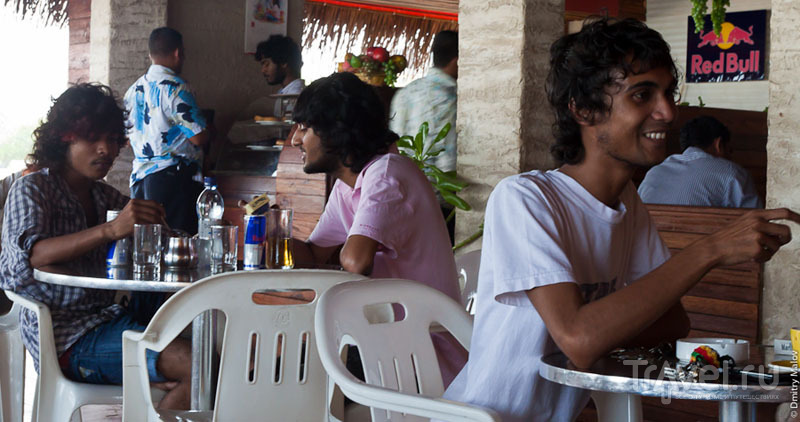 В кафе в Мале, Мальдивы / Фото с Мальдив