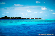Вид на остров / Мальдивы