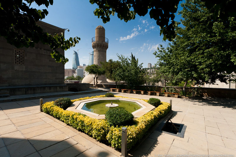 Дворец ширваншахов в Баку / Фото из Азербайджана