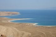 Бессточное соленое озеро / Израиль