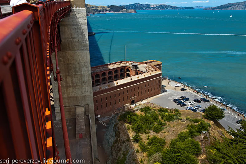    Golden Gate  - /   