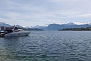 Озеро и горы / Швейцария