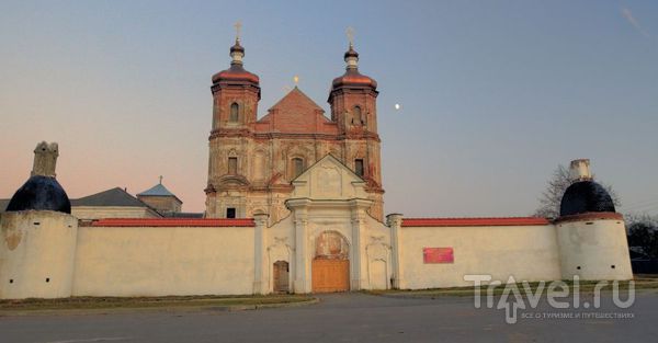 Белорусская зона отчуждения и костел иезуитов / Белоруссия
